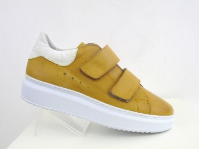 Pantofi sport femei Lui.Gi, cod 2A332, seria CITY, galben mustar, piele naturala